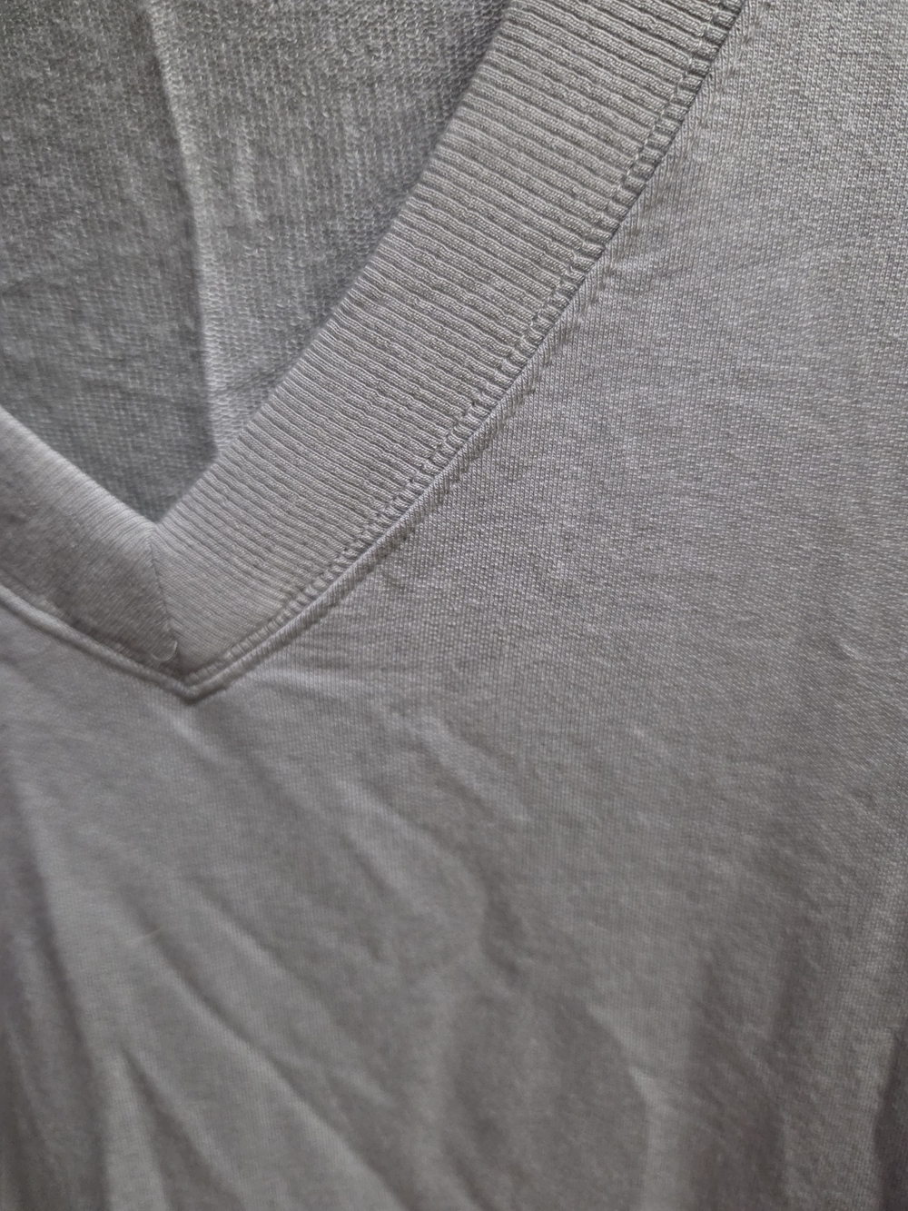 Athleta Step Forward Sweatshirt Light Sage Green V-Neck Short Sleeve T-Shirt Top - Picture 3 of 8